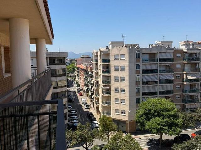 Piso en venta en calle D'extremadura, Cambrils, de 70 m² 2 habitaciones por 230.000