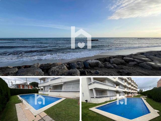 Piso en venta en Cambrils, Tarraco Costa Dorada. Planta baja con aparcamiento y piscina a cinco minutos de la playa. Pisos.