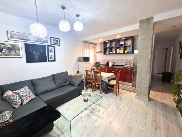 Piso en venta en Camino de Ronda 18002