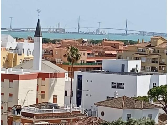 PISO EN VENTA EN CAMINO DEL ÁGUILA