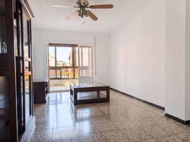 Piso en venta en Campello el, Campello Playa. Luz, amplitud y una ubicación que lo cambia todo en El Campello. Pisos Campello.