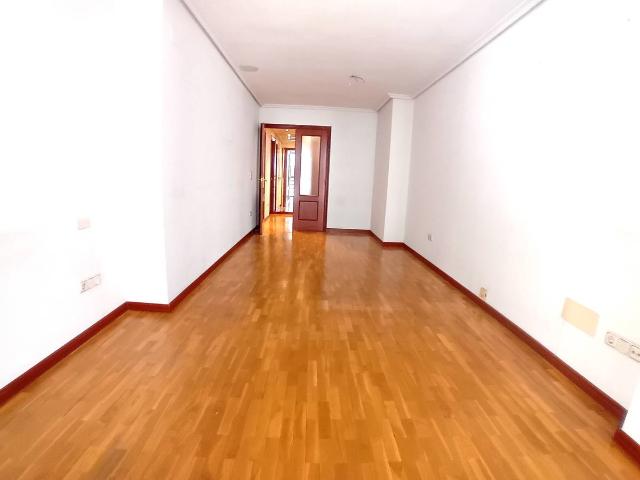 Piso en Venta en Campo de la Juventud
