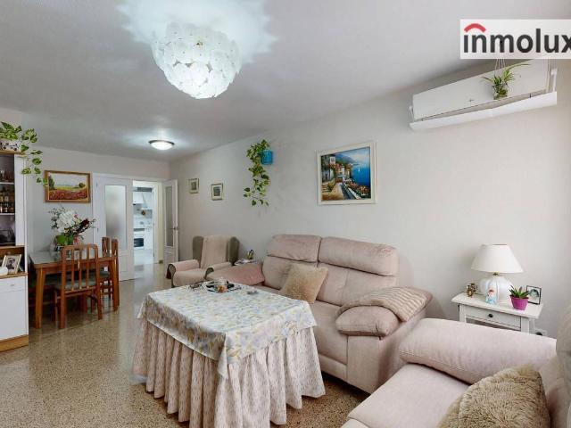 Piso en Venta en Campoamor