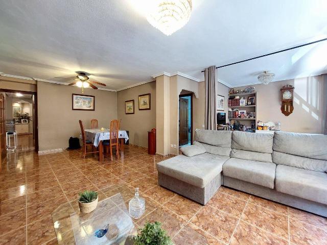 Piso en Venta en Campoamor