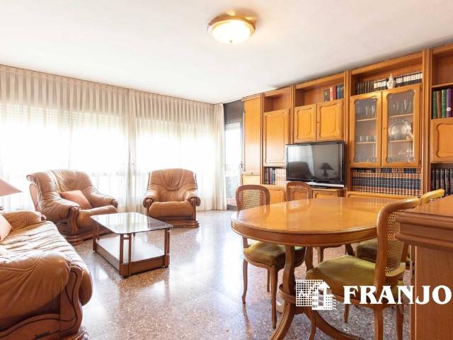 Piso en Venta en Campoamor