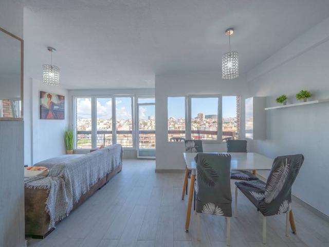 Piso en Venta en Campoamor