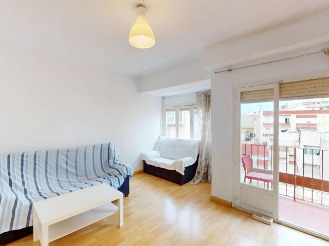 Piso en Venta en Campoamor