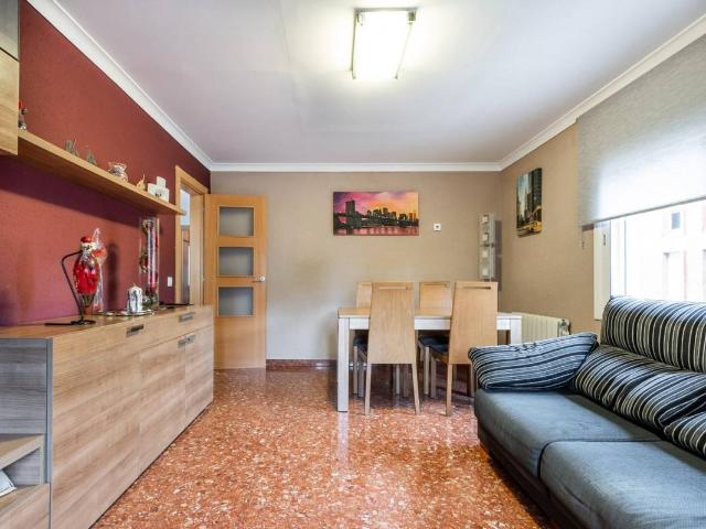 Piso en Venta en Campoamor