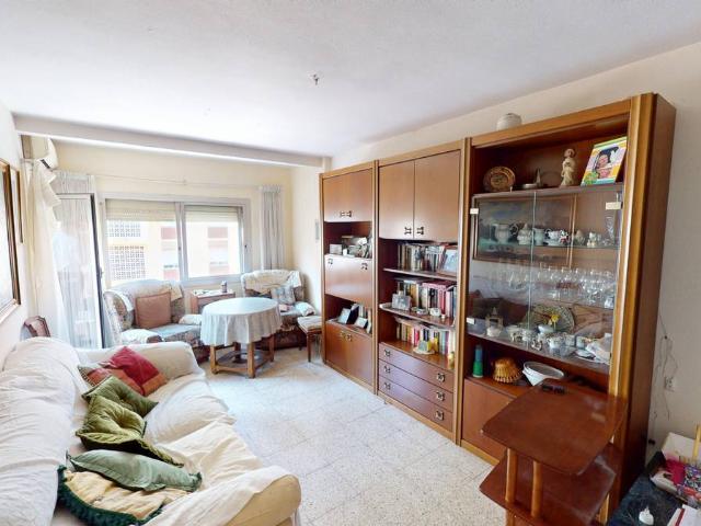 Piso en Venta en Campoamor