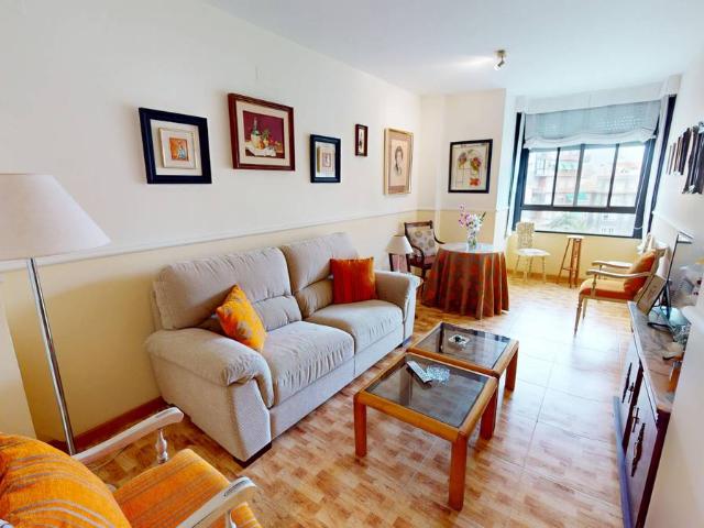 Piso en Venta en Campoamor