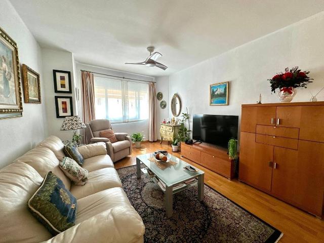 Piso en Venta en Campoamor