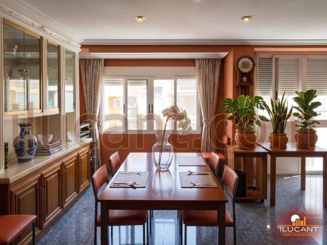 Piso en Venta en Campoamor
