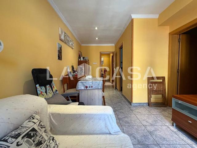 Piso en Venta en Can Mariner