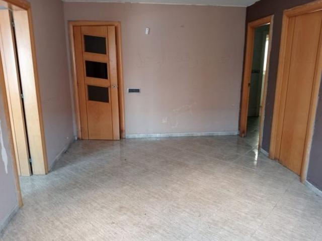 Piso en Venta en Canovelles