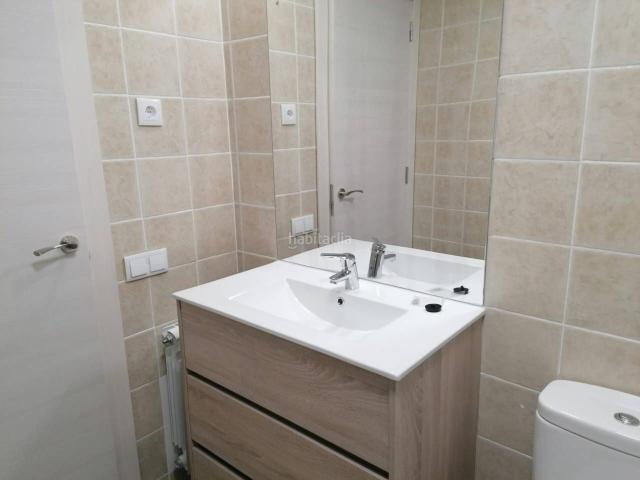 Piso en venta en Canovelles. PISO EN CANOVELLES C. CECLAVIN. Pisos.