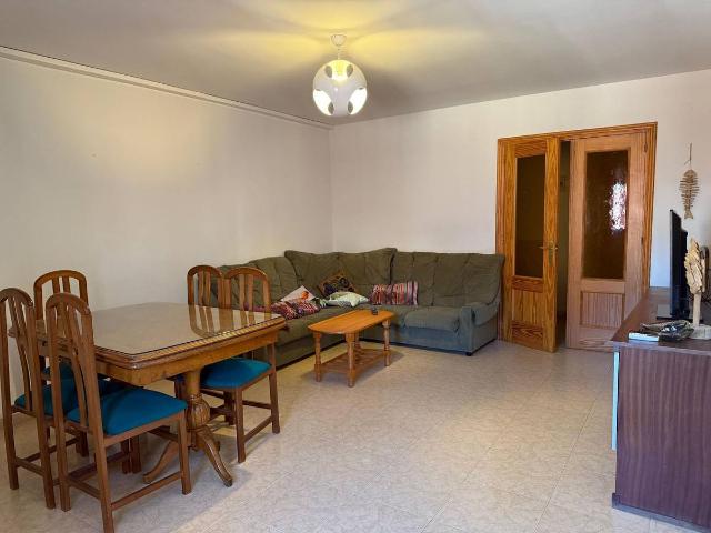 Piso en Venta en Candeleda