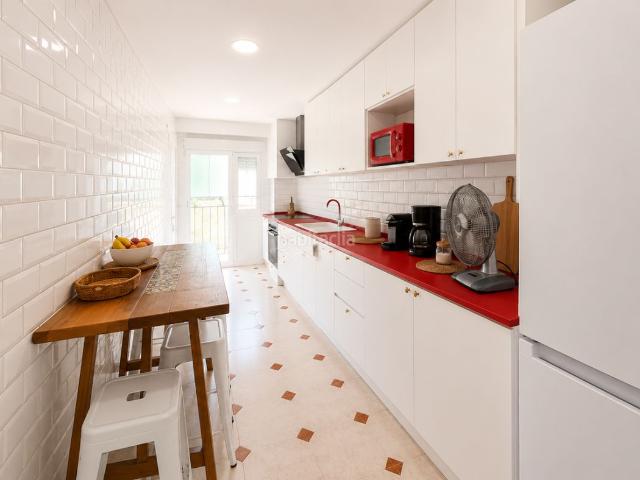 Piso en venta en Canet d´en Berenguer. Piso con 3 dormitorios, garaje y terraza en el centro de Canet d en Berenguer. Pisos Canet d´en.