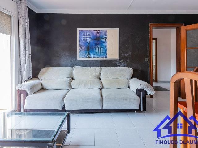 Piso en venta en Canet de Mar. Céntrico y acogedor piso de tres dormitorios. Pisos Canet de.