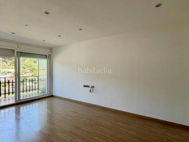 Piso en venta en Canet de Mar. PISO EN VENTA EN CANET DE MAR CON BALCON. Pisos Canet de.