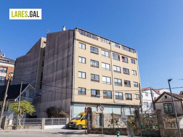 Piso en venta en Cangas, Cangas Pueblo. Piso muy amplio en el centro de Cangas. Pisos.