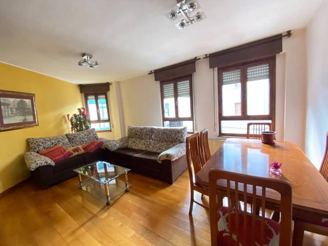 Piso en Venta en Cangas de Onís