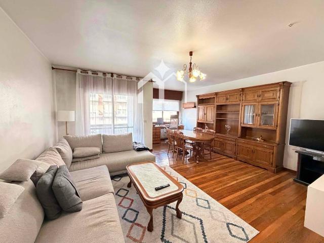 Piso en Venta en Cangas pueblo