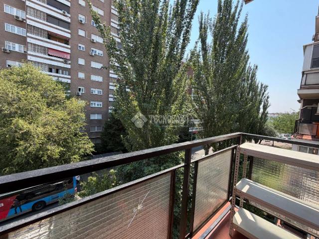 Piso en Venta en Canillas