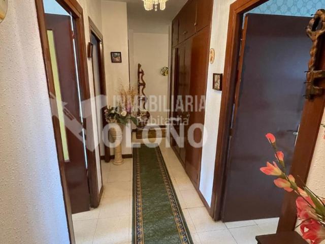 Piso en venta en Casalarreina. Piso amplio con balcón. Pisos.
