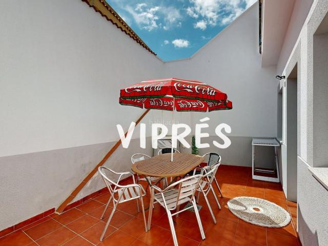 Piso en venta en Casar de Cáceres. Oportunidad única en El Casar de Cáceres!Se vende piso en planta baja completamente nuevo, ideal para quienes buscan comodidad, tr. Pisos Casar de.