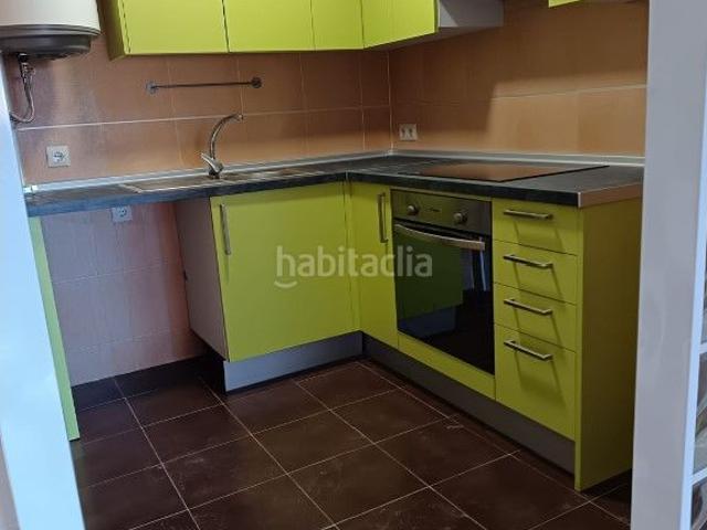 Piso en venta en Casarrubios del Monte. Piso en venta en Casarrubios del Monte con garaje, trastero y zonas deportivas. Pisos Casarrubios del.