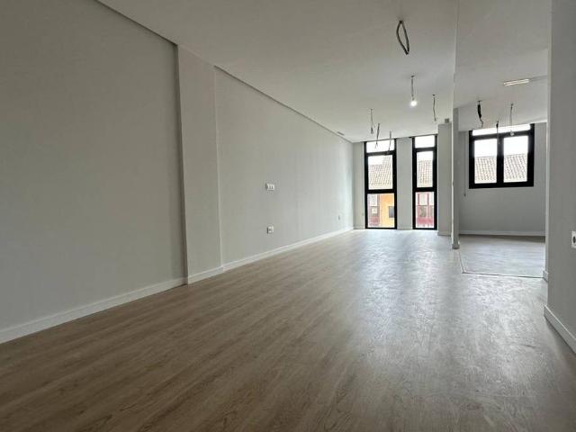 Piso en Venta en Casco Antiguo