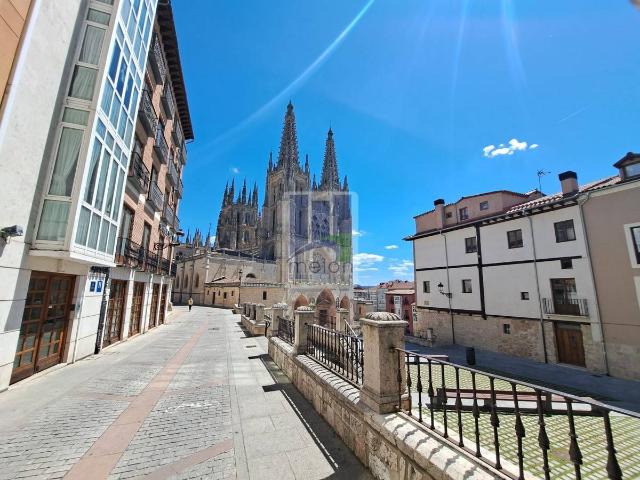 Piso en Venta en Casco Antiguo