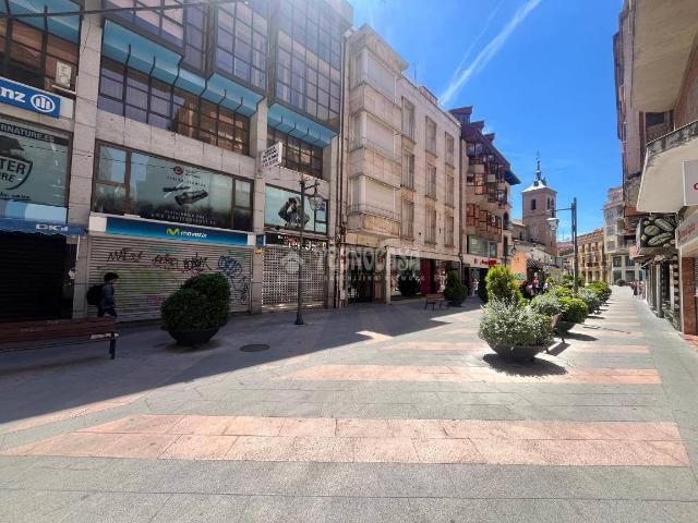 Piso en Venta en Casco Antiguo