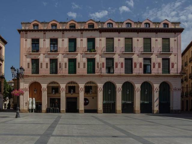Piso en Venta en Casco Antiguo