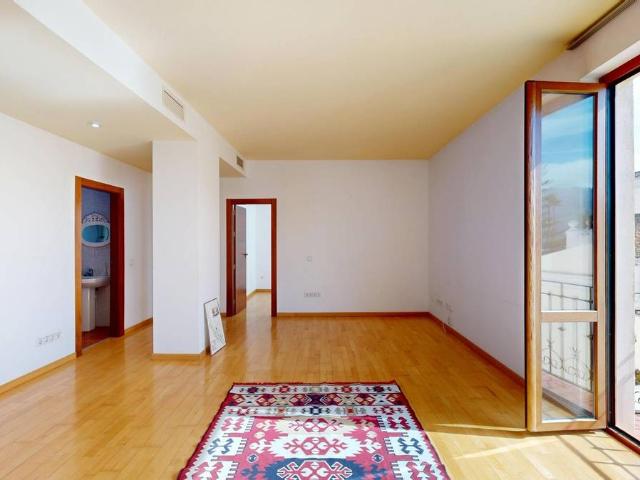 Piso en Venta en Casco Antiguo