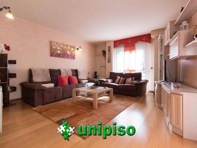 Piso en Venta en Casco Antiguo