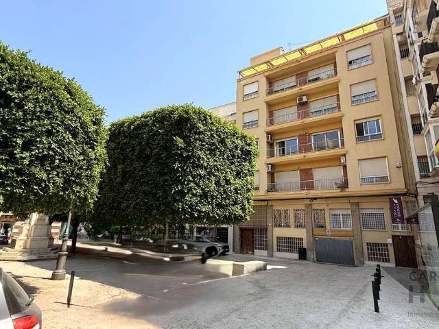 Piso en Venta en Casco Antiguo