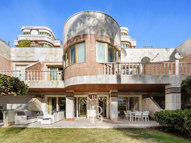 Piso en Venta en Casco Antiguo