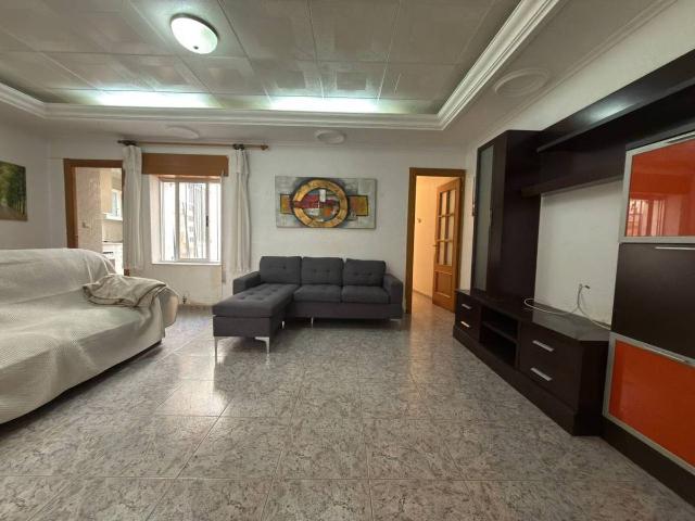 Piso en Venta en Casco Antiguo