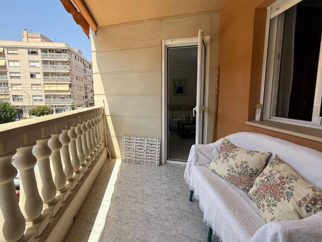Piso en Venta en Casco Antiguo