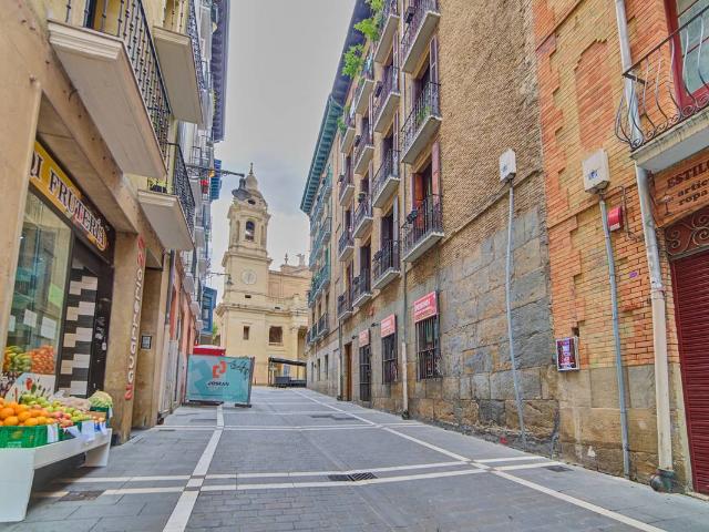 Piso en Venta en Casco Antiguo