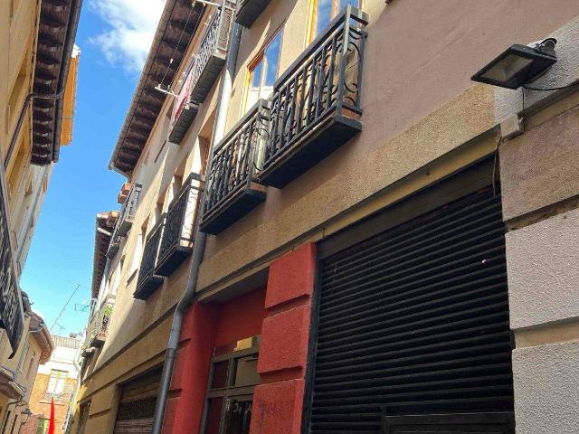 Piso en Venta en Casco Antiguo