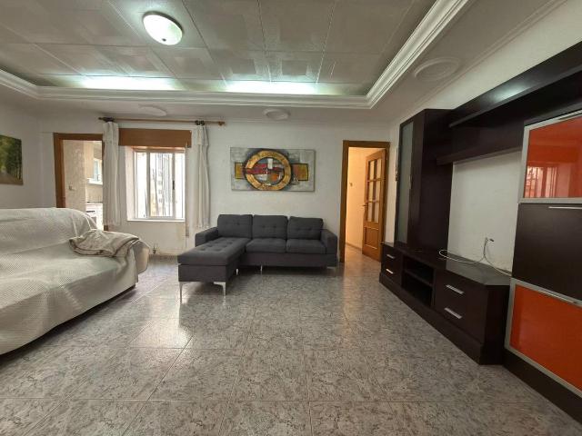 Piso en Venta en Casco Antiguo