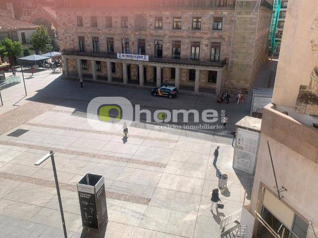 Piso en Venta en Casco Antiguo