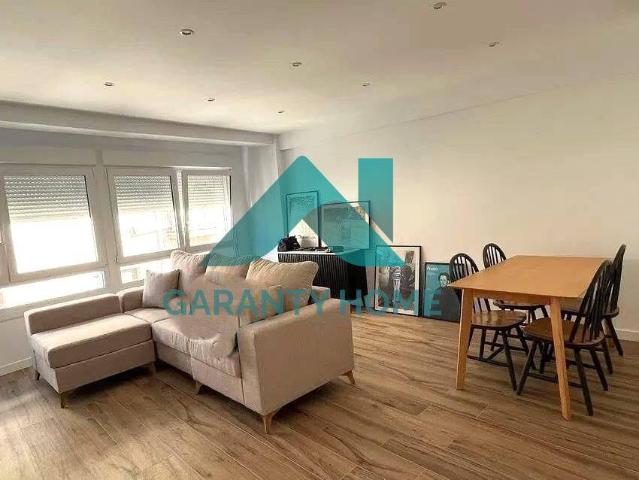 Piso en Venta en Casco Antiguo