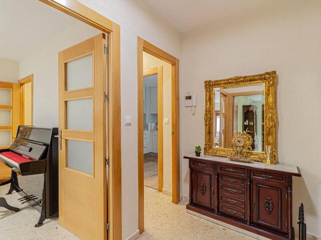 Piso en Venta en Casco Antiguo