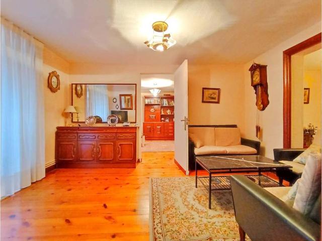 Piso en Venta en Casco Antiguo