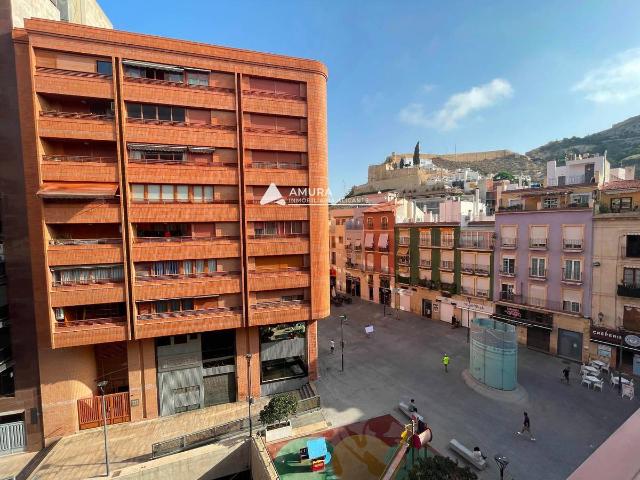 Piso en Venta en Casco Antiguo Sta. Cruz Ayuntamiento