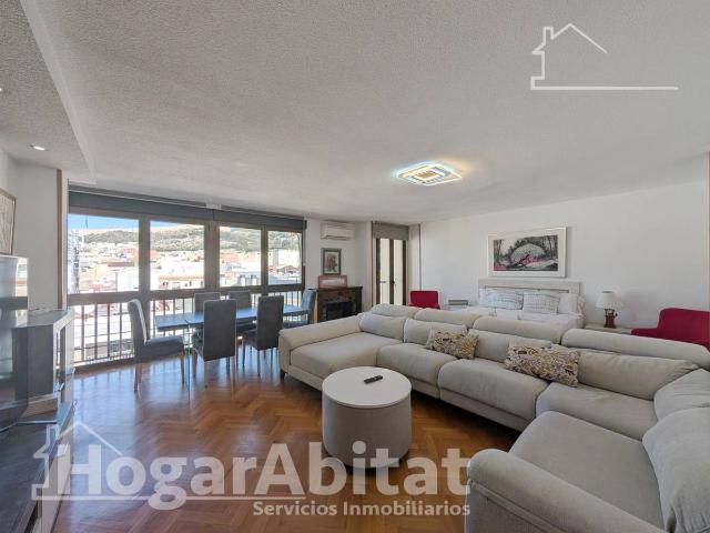 Piso en Venta en Casco Antiguo Sta. Cruz Ayuntamiento