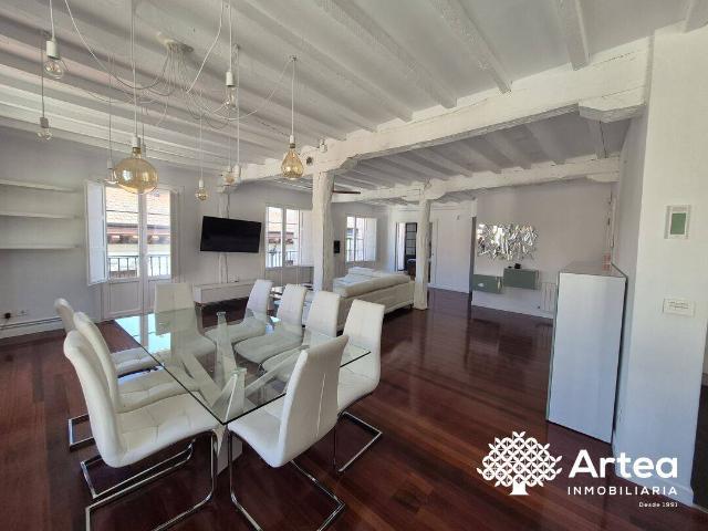 Piso en Venta en Casco Viejo